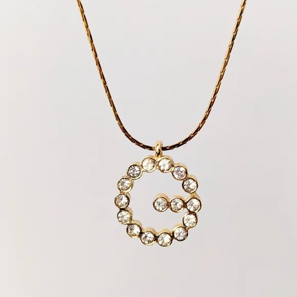 Givenchy necklace - Picture 1 of 6